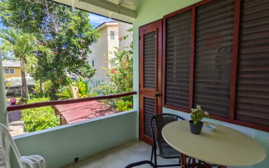 Hotel Caribeño cerca de la playa y el pueblo