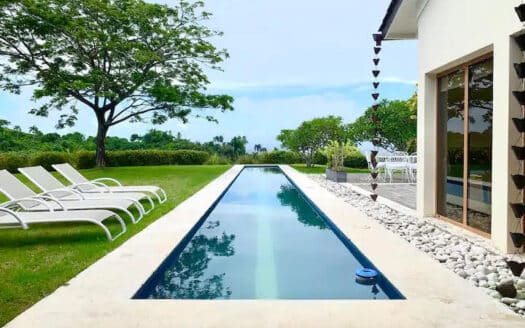 Condominios de lujo frente al mar en pleno centro