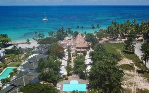 Hotel caribeño auténtico frente al océano