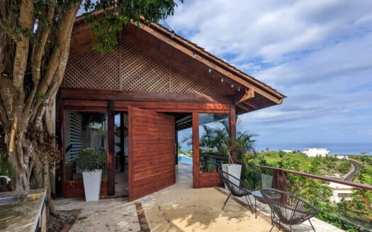 Impresionante Villa con Vista Panorámica al Océano