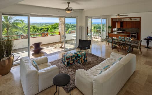 Ático de 4 habitaciones con vista impresionante