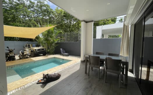 Charming 3-Bedroom Villa Near the Shores of Popy Beach