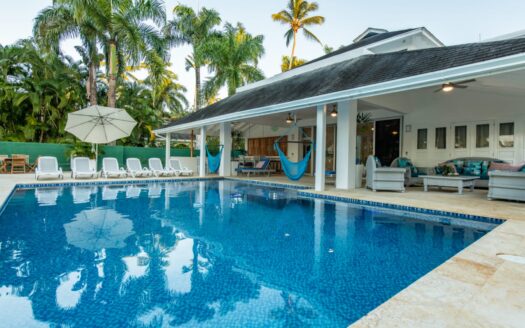 Large and modern beachfront villa