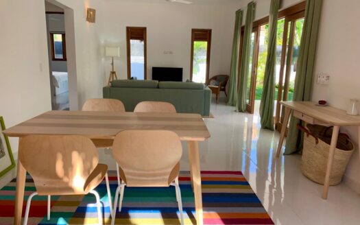 Three top-quality villas for pre-sale at Bonita Beach