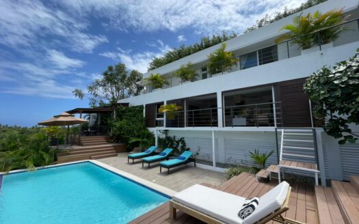 Luxurious Ocean-View Villa in Gated Community