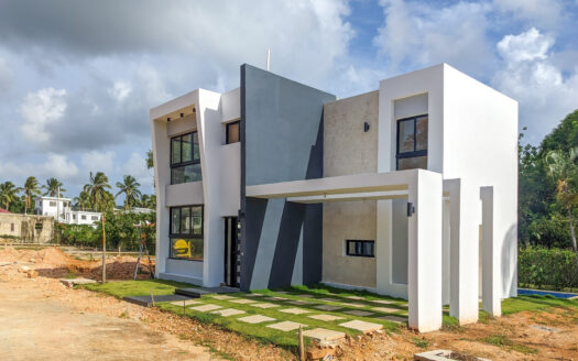 Villas modernas y asequibles en el pueblo